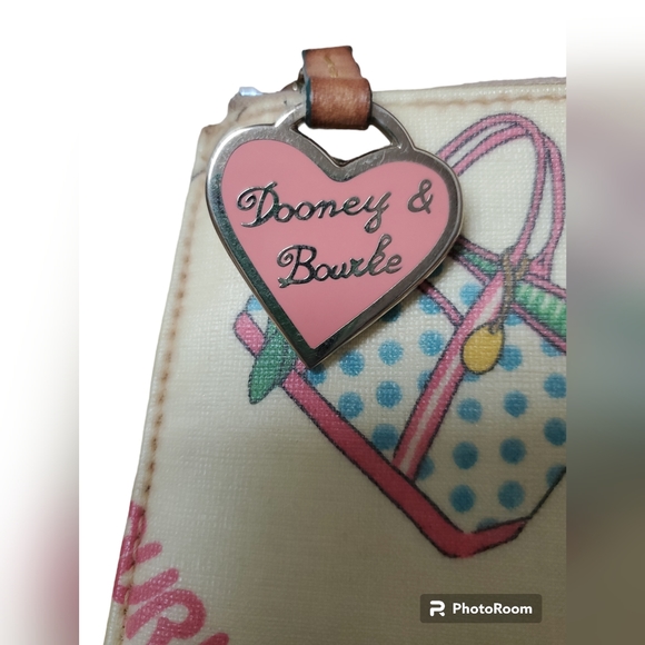 Vintage Dooney And Bourke Rainbow Zipper Wristlet - Picture 3 of 11